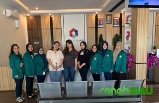 Mahasiswa UMRI gelar wawancara dengan Matahari Sinar Panbersi tentang Pencatatan Keuangan